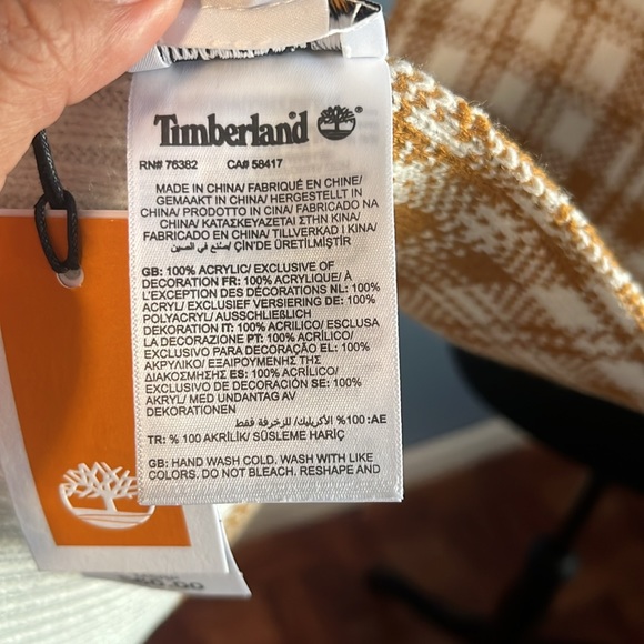 Timberland buffalo plaid scarf 🧣 - Picture 3 of 4